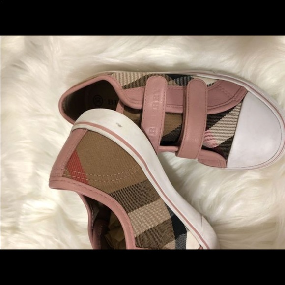 Toddler girl Burberry shoes - Picture 5 of 5
